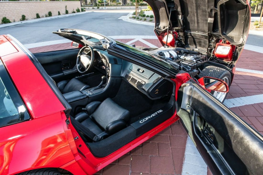 1991 Chevrolet Corvette - photo 13
