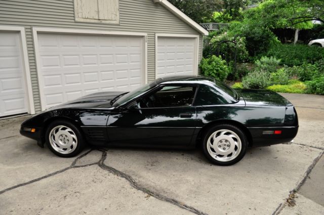 1991 Chevrolet Corvette Convertible with 2 Tops - photo 2
