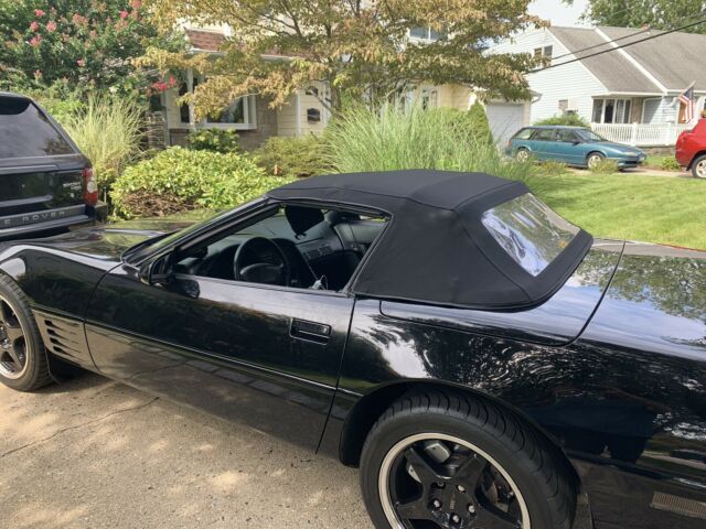 1991 Chevrolet Corvette - photo 2