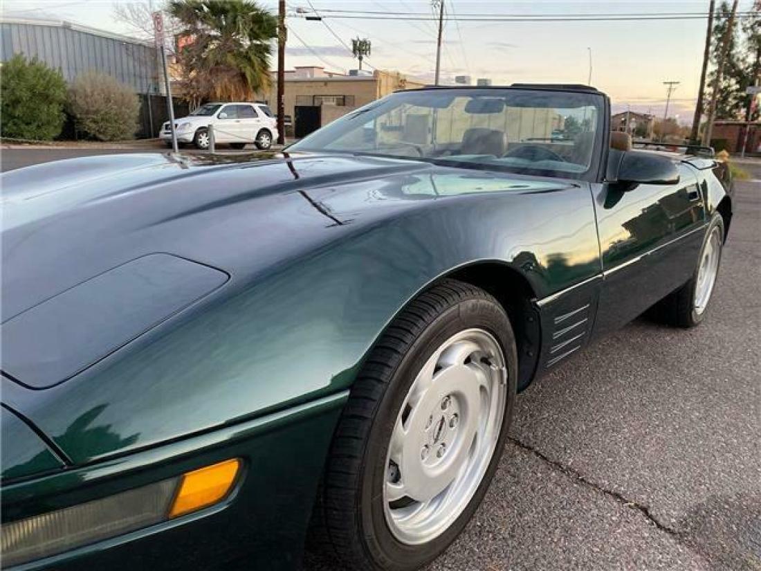 1991 Chevrolet Corvette 68k mi - photo 3