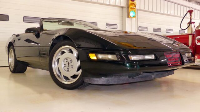 1991 Chevrolet Corvette Convertible - photo 4
