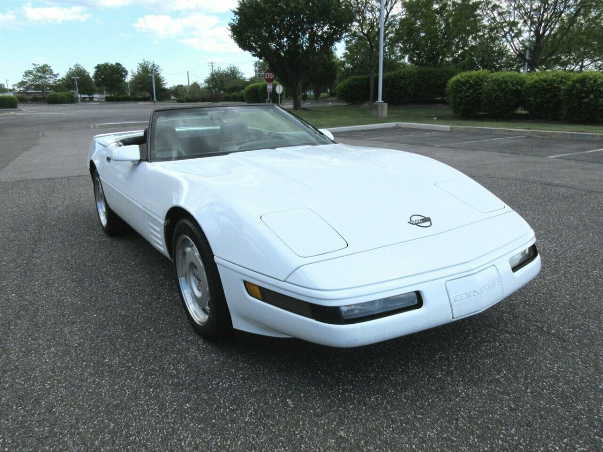 1991 Chevrolet Corvette Convertible - photo 2