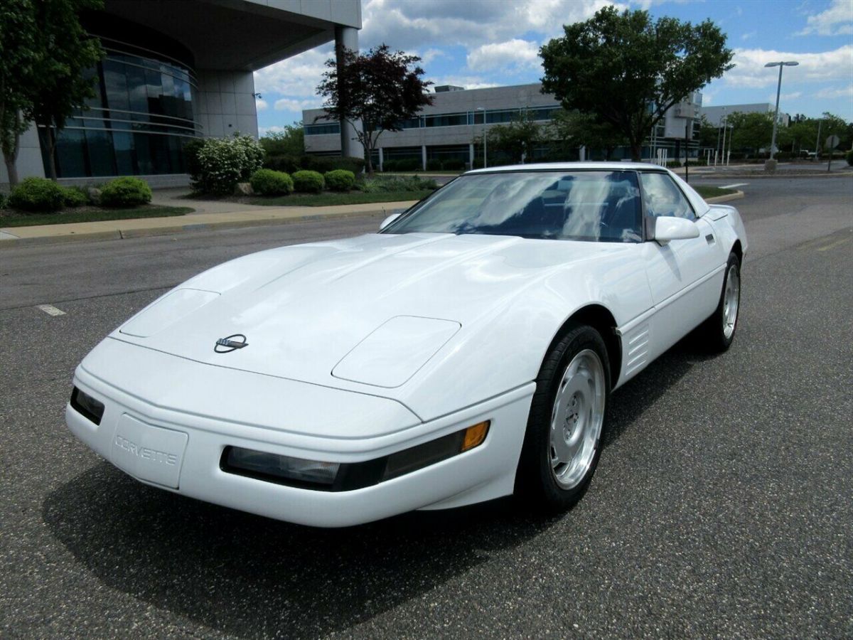 1991 Chevrolet Corvette Convertible - photo 5