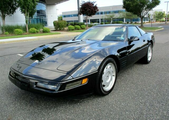 1991 Chevrolet Corvette Coupe - photo 3