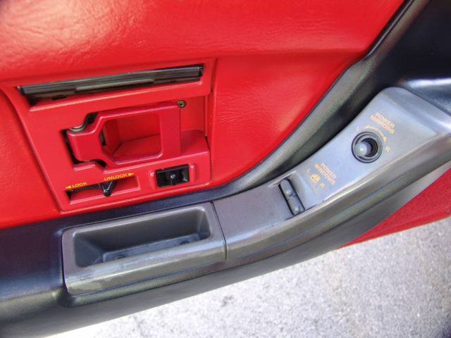 1991 Chevrolet Corvette Base Convertible 2-Door - photo 13