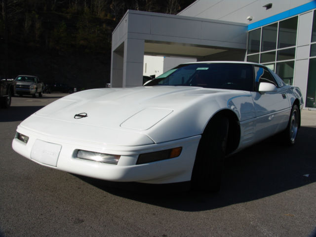 1991 Chevrolet Corvette Base Convertible 2-Door - photo 3