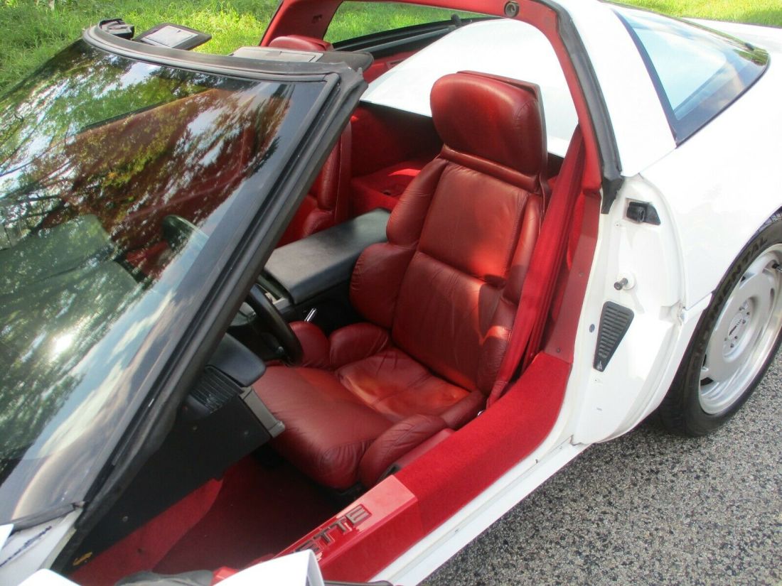 1991 Chevrolet Corvette - photo 7