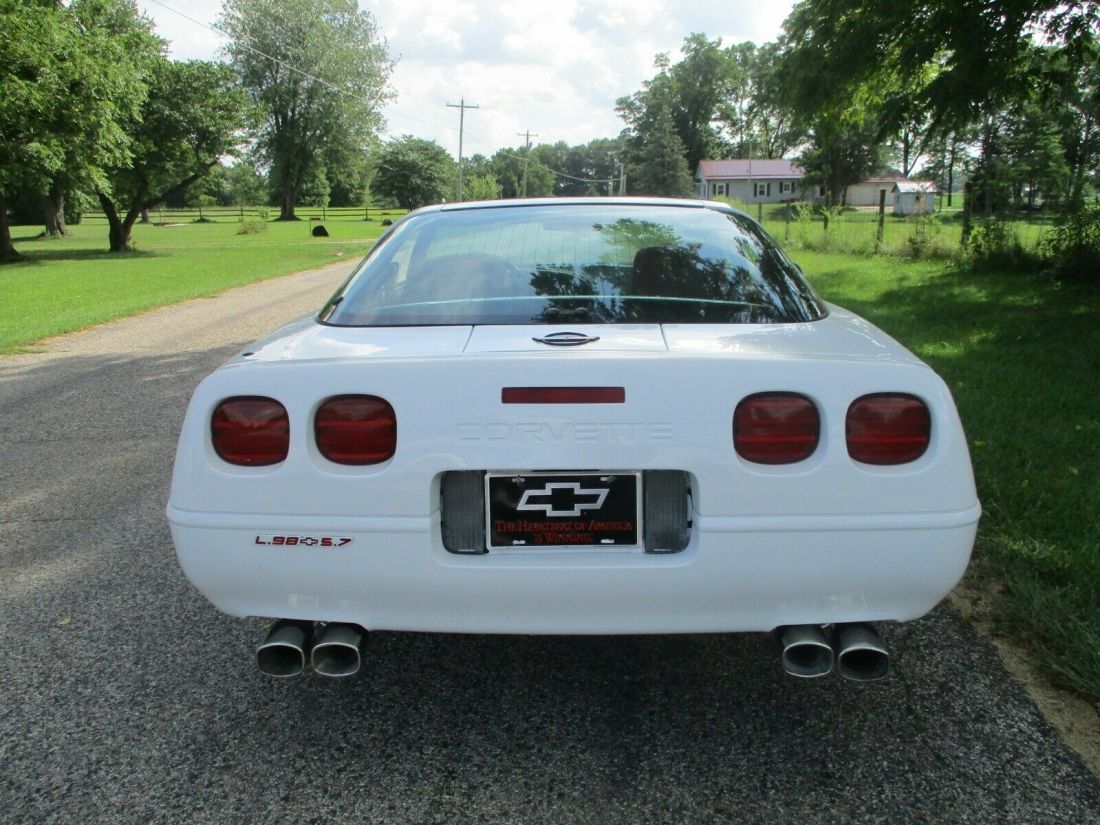 1991 Chevrolet Corvette - photo 8