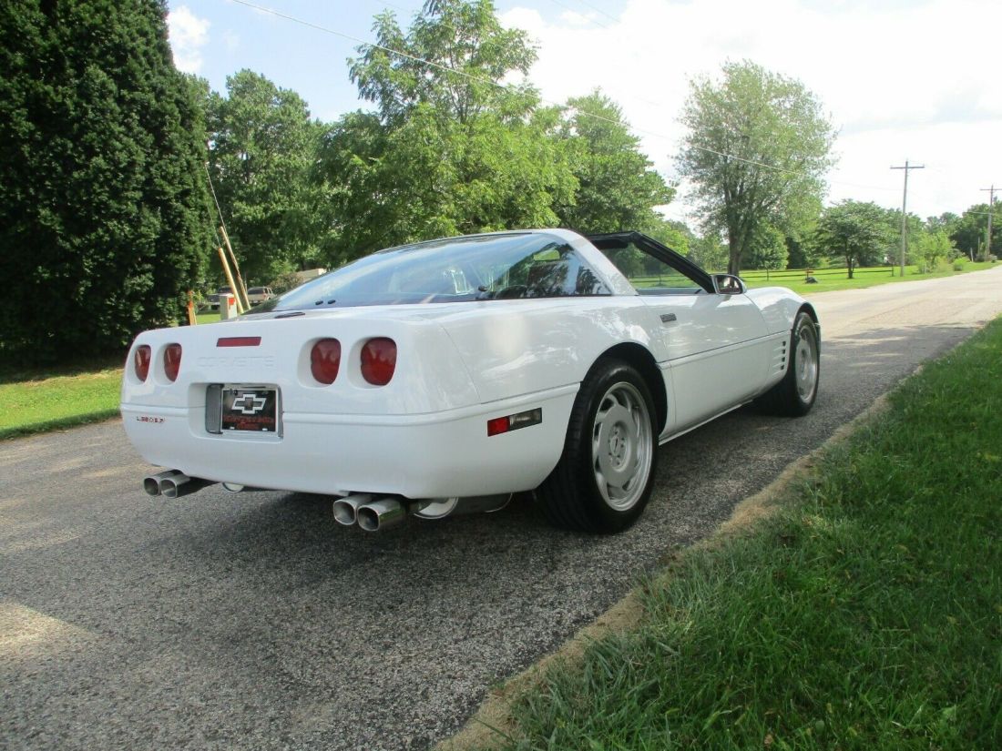 1991 Chevrolet Corvette - photo 9