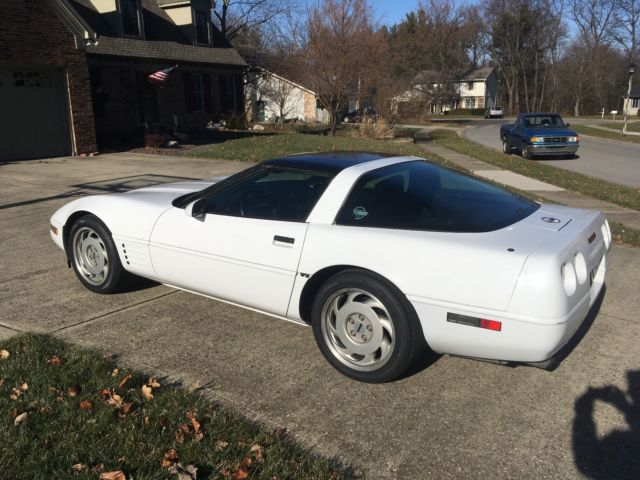 1991 Chevrolet Corvette Coupe - photo 5