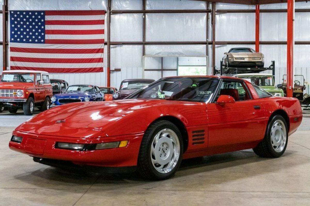 1991 Chevrolet Corvette ZR-1 63456 Miles Torch Red Coupe 5.7L V8 6-Speed Manual 1991 Chevrolet Corvette ZR-1