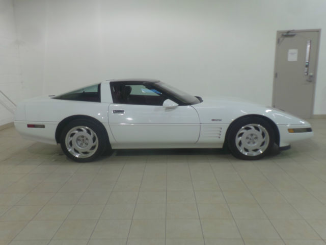 1991 Chevrolet Corvette ZR-1 - photo 2