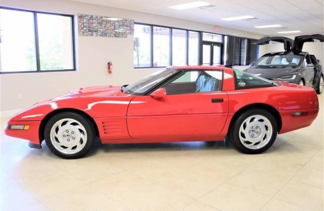 1991 Chevrolet Corvette ZR1 2dr Hatchback - photo 3