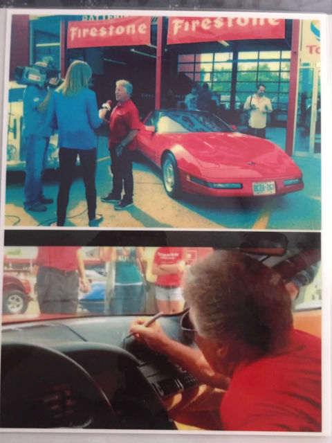 1991 Chevrolet Corvette Base Hatchback 2-Door - photo 7