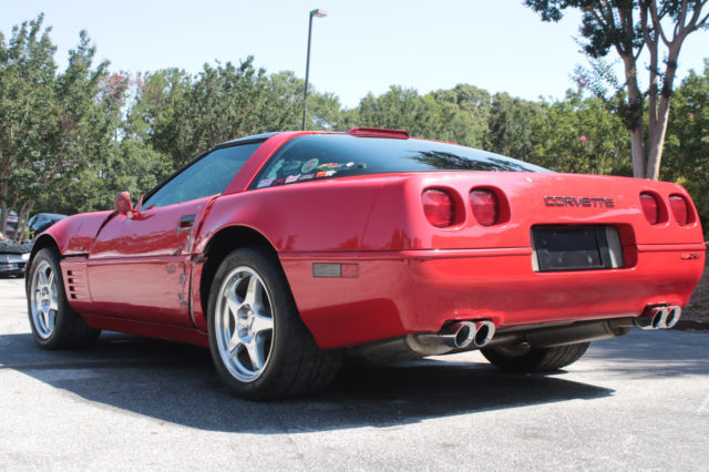 1991 Chevrolet Corvette Base Hatchback 2-Door - photo 5