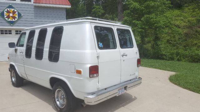 1991 Chevrolet G20 Van - photo 3