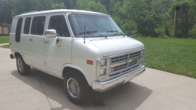 1991 Chevrolet G20 Van - photo 5