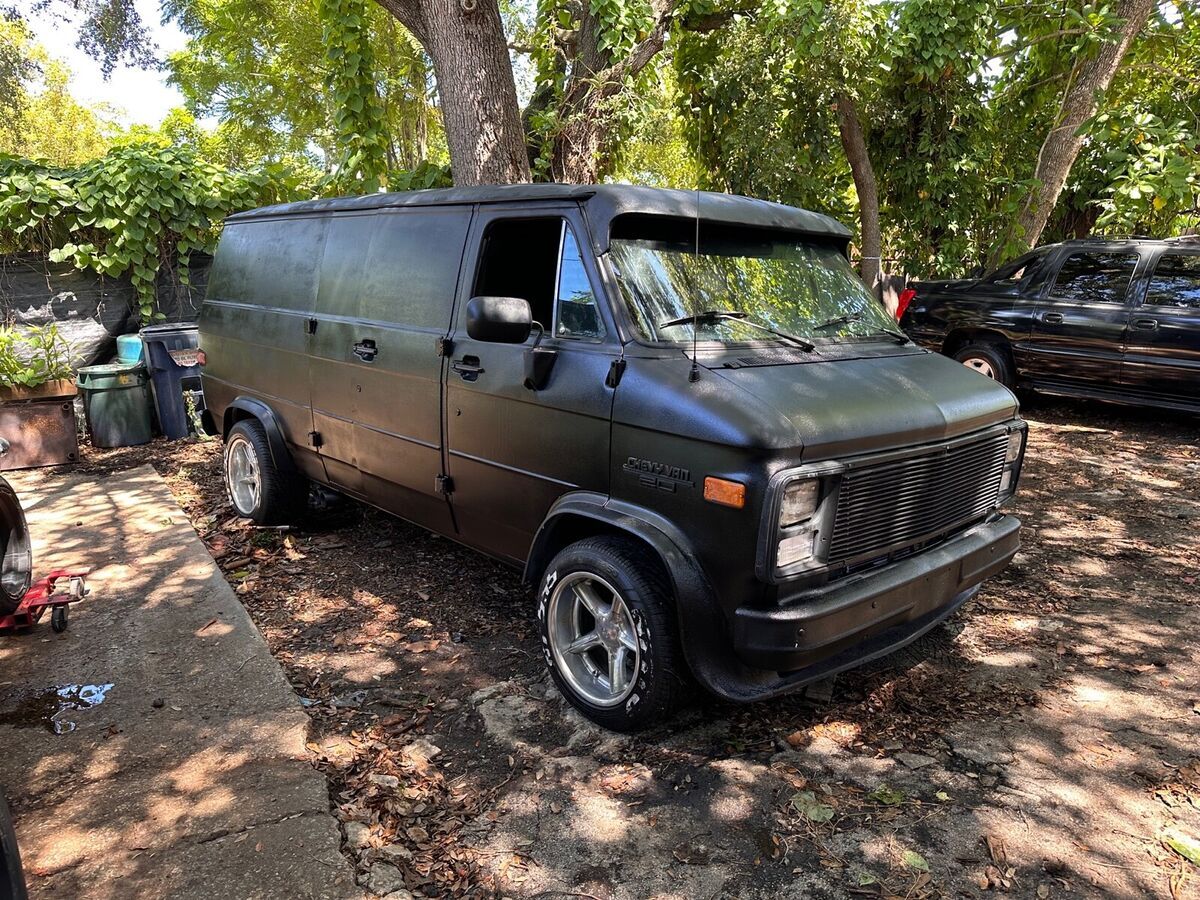1991 Chevrolet G20 - photo 6
