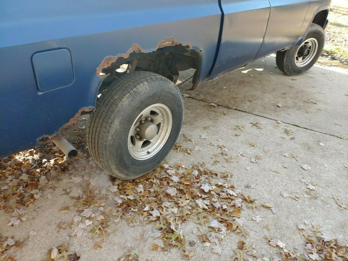 1991 Chevrolet Suburban Silverado - photo 4