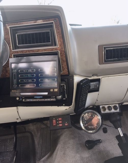 1991 Chevrolet Suburban 2500 - photo 10