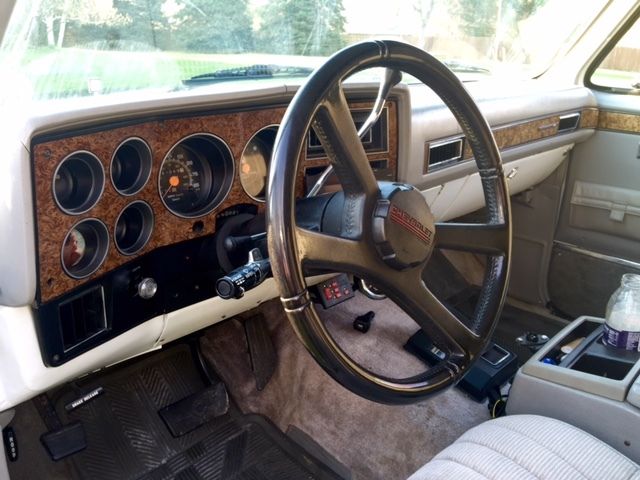 1991 Chevrolet Suburban 2500 - photo 7