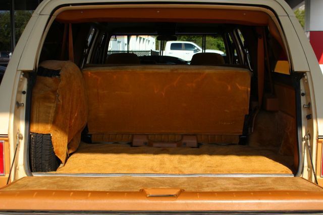 1991 Chevrolet Suburban 2500 RWD Silverado - ONLY 80K MILES! - photo 12