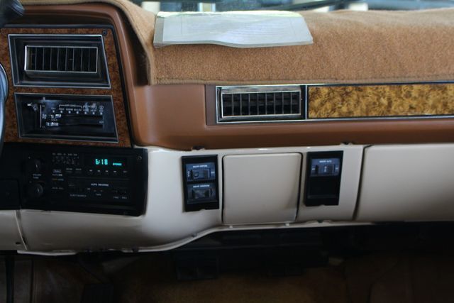 1991 Chevrolet Suburban 2500 RWD Silverado - ONLY 80K MILES! - photo 9