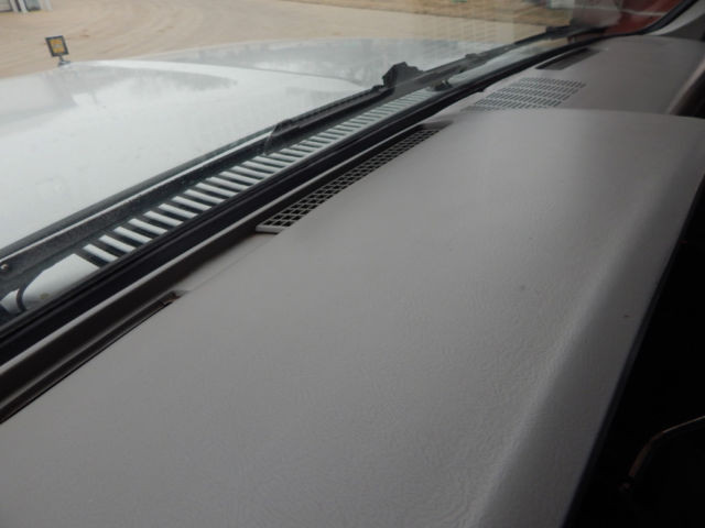 1991 Chevrolet Suburban - photo 9