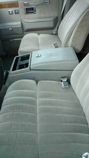 1991 Chevrolet Suburban - photo 2