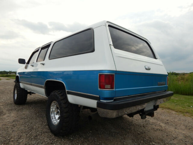 1991 Chevrolet Suburban Silverado - photo 3