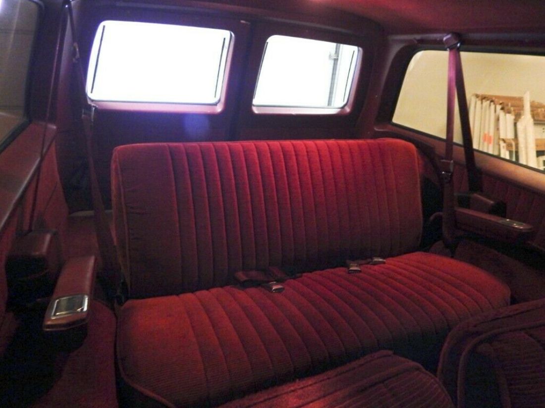 1991 Chevrolet Suburban Silverado - photo 11