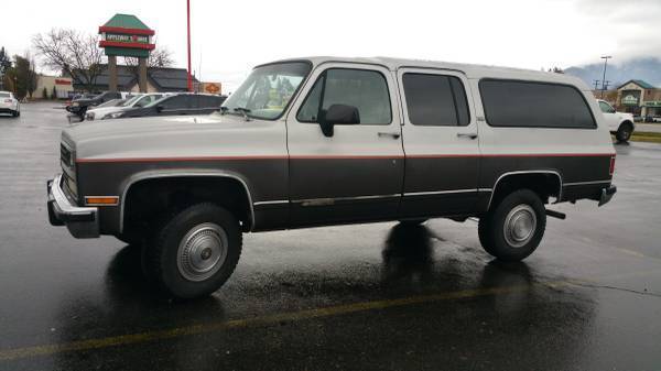 1991 Chevrolet Suburban Silverado - photo 2