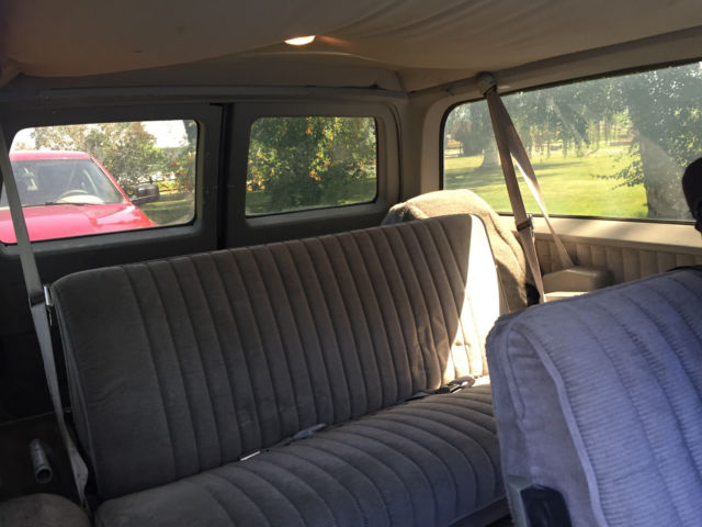 1991 Chevrolet Suburban Silverado - photo 6
