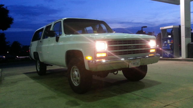 1991 Chevrolet Suburban V2500 V8 Cold A/C, 4x4 No rust, 80k Miles! Drive it home 1991 Chevrolet Suburban V2500 Suburban 4x4 with 4L80E auto trans