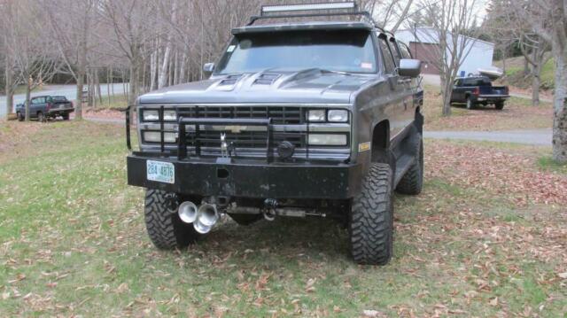 1991 Chevrolet Suburban Big Foot Military 4x4 4WD - photo 2