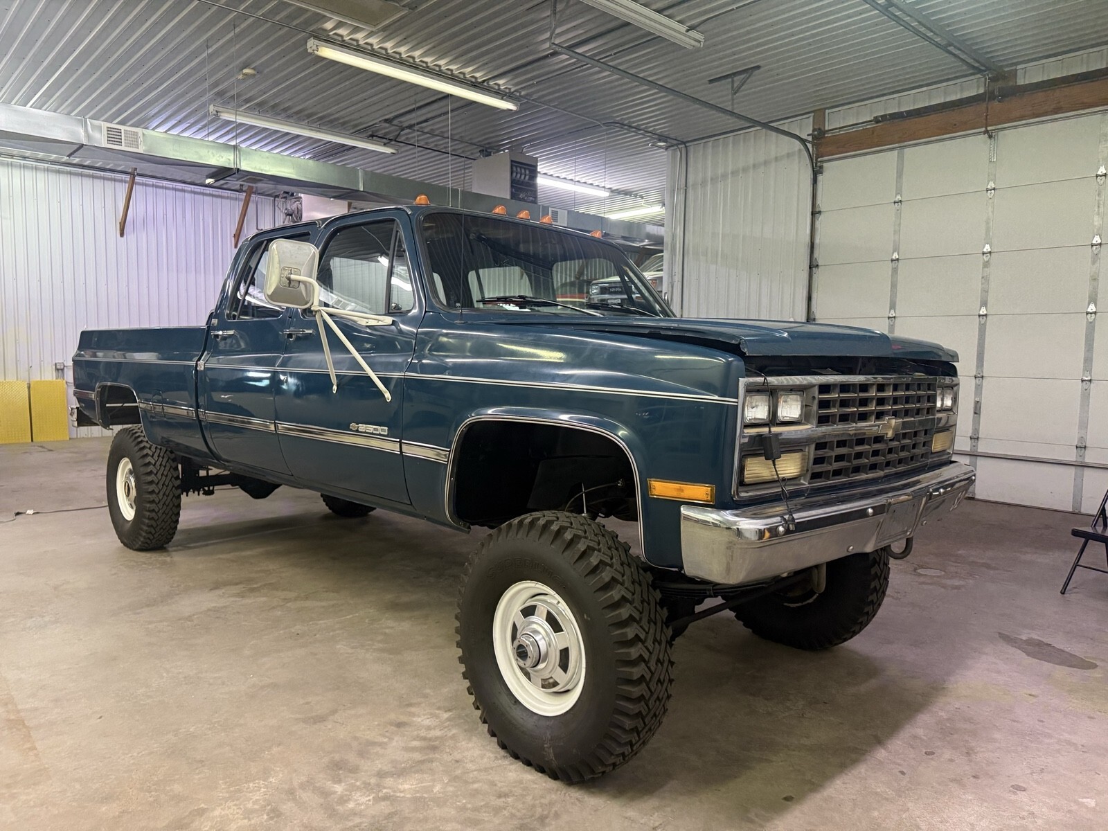 1991 Chevrolet Silverado 3500 - photo 2