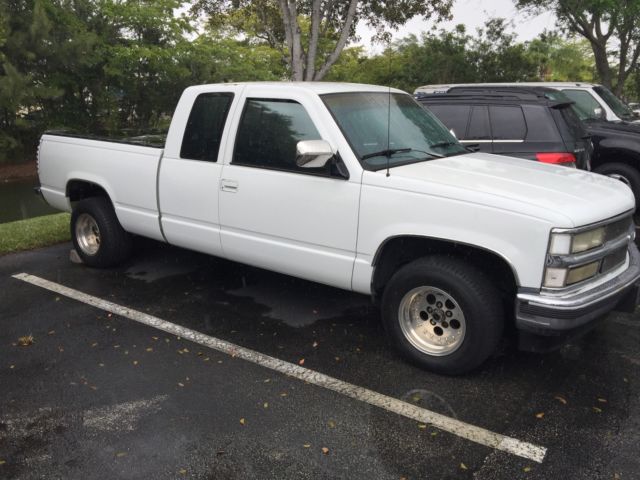 1991 Chevy 1500 Pickup V8 Auto AC Ext. Cab Long Bed White 1991 Chevrolet C/K Pickup 1500