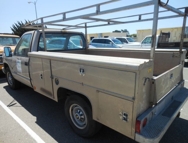 1991 Chevrolet C/K Pickup 2500 C-20 Utility Truck w/ Rack - photo 10