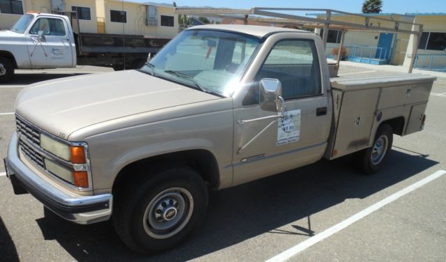 1991 Chevrolet C/K Pickup 2500 C-20 Utility Truck w/ Rack - photo 8