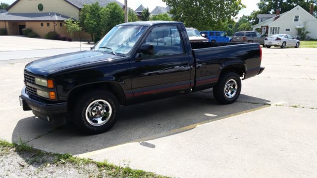1991 Chevy c1500 SPORT short bed 5-speed v8 1991 Chevrolet C/K Pickup 1500