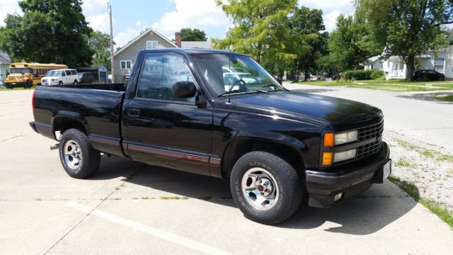 1991 Chevrolet C/K Pickup 1500 - photo 2