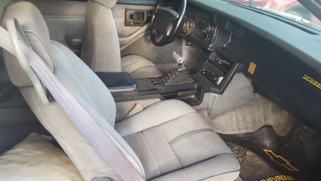 1991 Chevrolet Camaro RS Coupe - photo 8