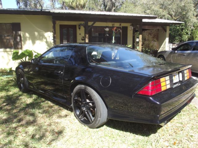 1991 Chevrolet Camaro RS - photo 2