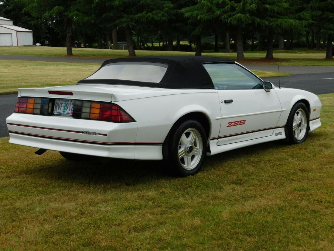 1991 Chevrolet Camaro - photo 5