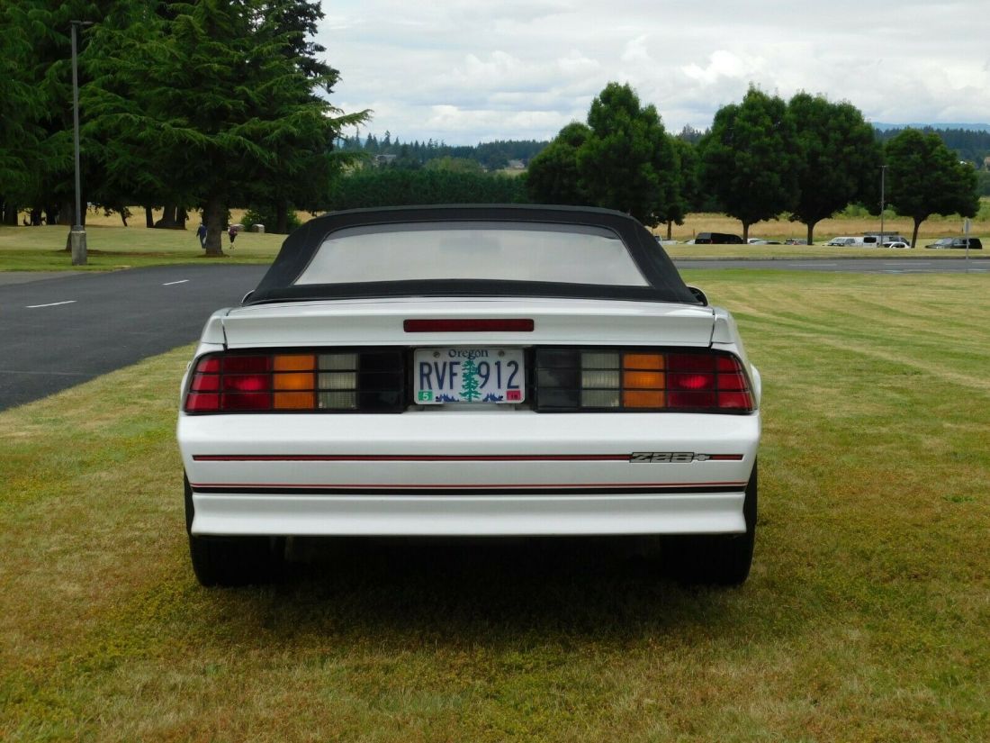 1991 Chevrolet Camaro - photo 6