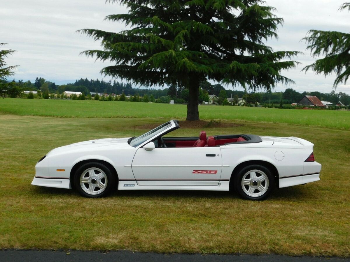 1991 Chevrolet Camaro - photo 8