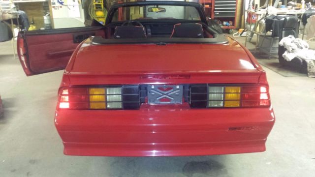 1991 Chevrolet Camaro - photo 2