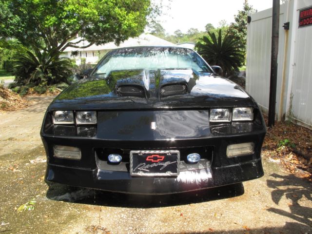 1991 Chevrolet Camaro - photo 2