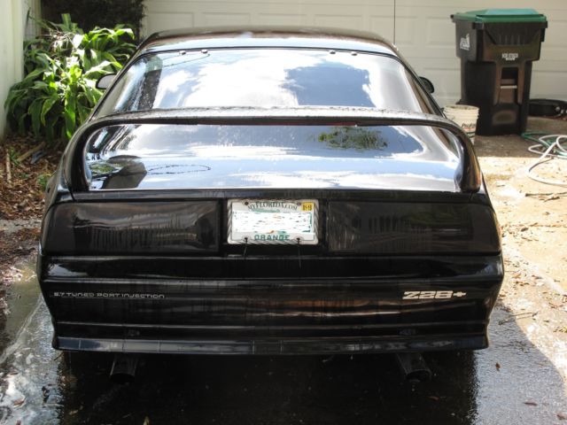 1991 Chevrolet Camaro - photo 3