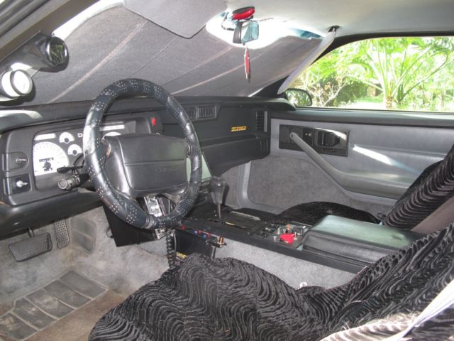 1991 Chevrolet Camaro - photo 7